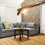 아파트 Quiet Loft Michalowskiego Street
