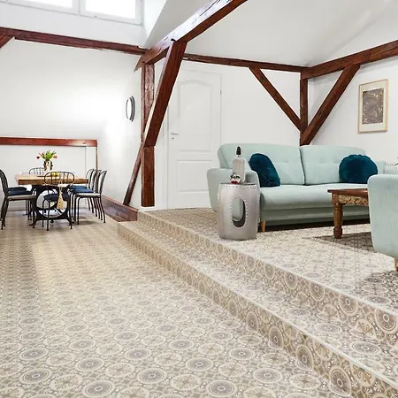 Διαμέρισμα Quiet Loft Michalowskiego Street