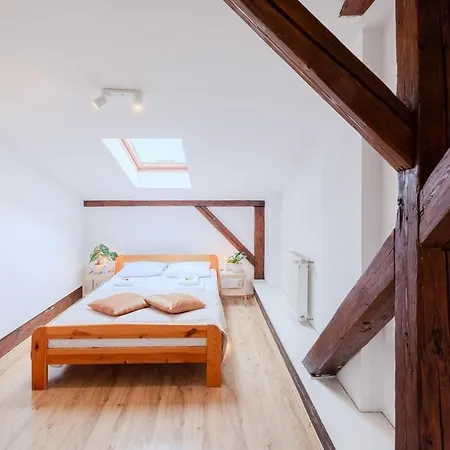 Quiet Loft Michalowskiego Street * Cracovia