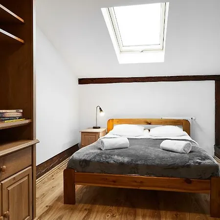 Apartmán Quiet Loft Michalowskiego Street *