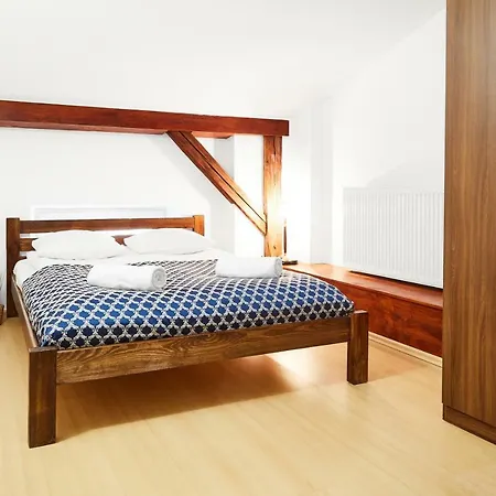Quiet Loft Michalowskiego Street Krakov
