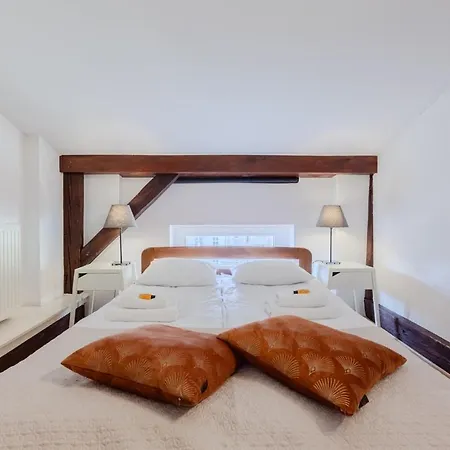 公寓 Quiet Loft Michalowskiego Street *