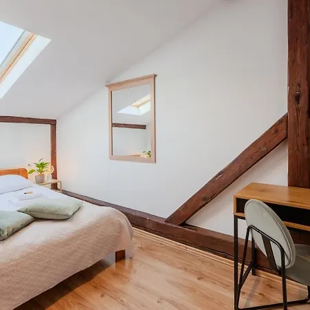 公寓 Quiet Loft Michalowskiego Street *