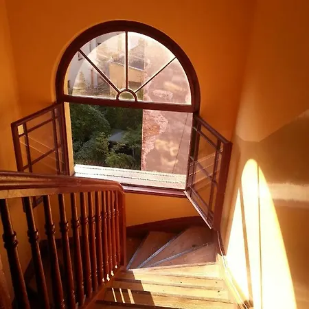 公寓 Quiet Loft Michalowskiego Street